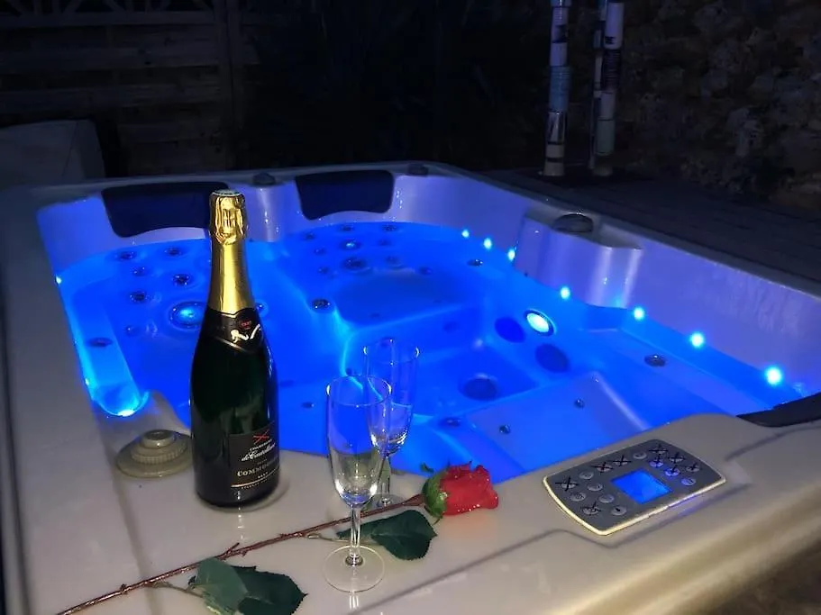 Studio Independant Avec Spa Prive +Piscine Chauffe Apartment Sollies-Toucas